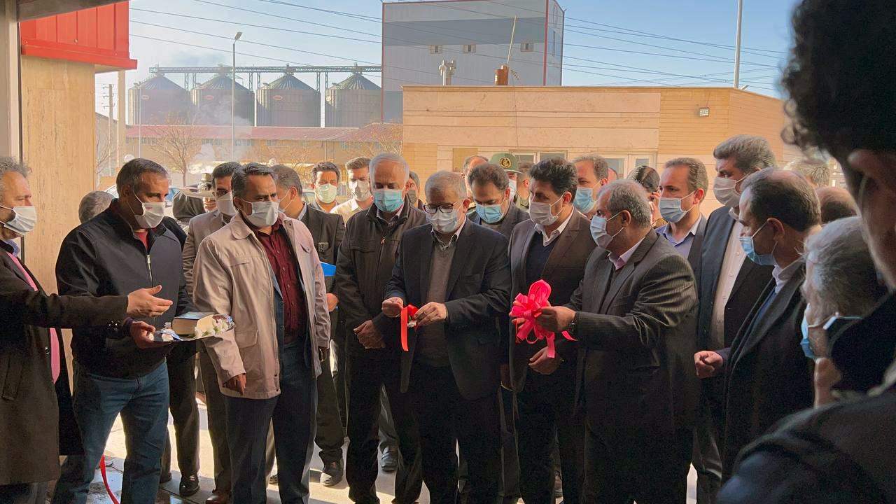 Inauguration of the new factory of GMAX Adhesive Company by the esteemed governor of Alborz